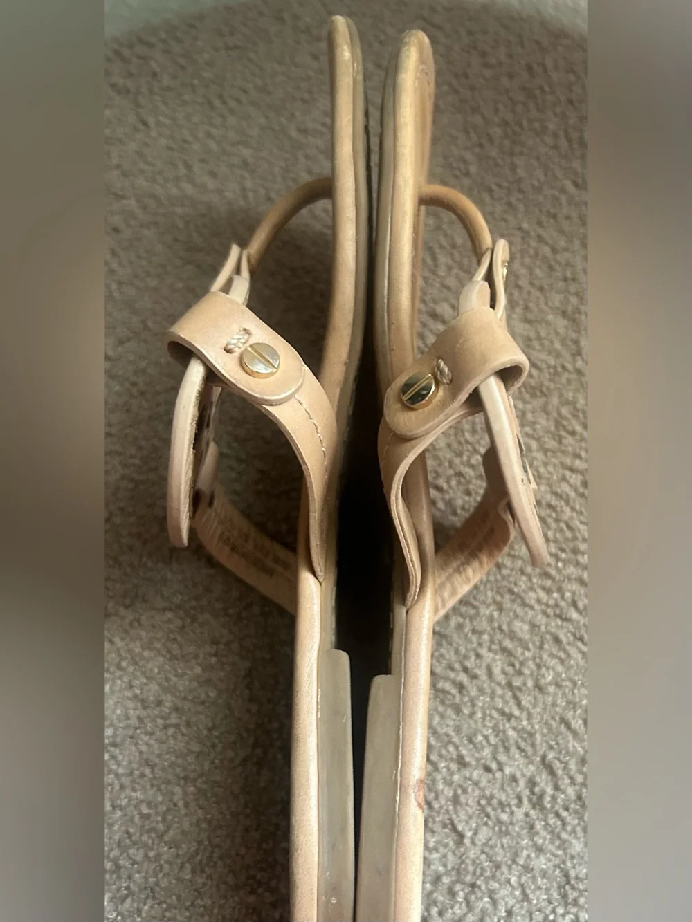 Tory Burch Leather Logo Thong Sandals in Tan size 6.5